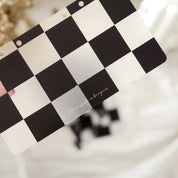 Dashboard I Titelblatt I Checkered A6 mit Spruch